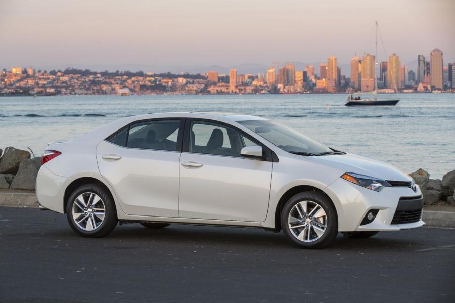  Toyota Corolla 2014 года  (фото 133 из 212)